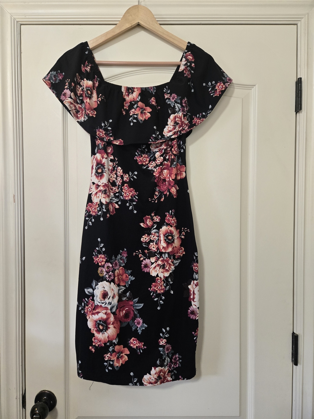 iris Black One-Shoulder Floral Bodycon Dress with Pink Blooms